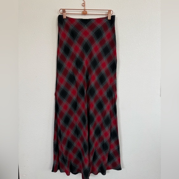 Y2K Maxi Skirt | 100% Rayon | Vintage-Inspired Grunge Chic - Picture 6 of 6